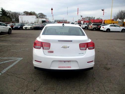 2013 Chevrolet Malibu 1LS