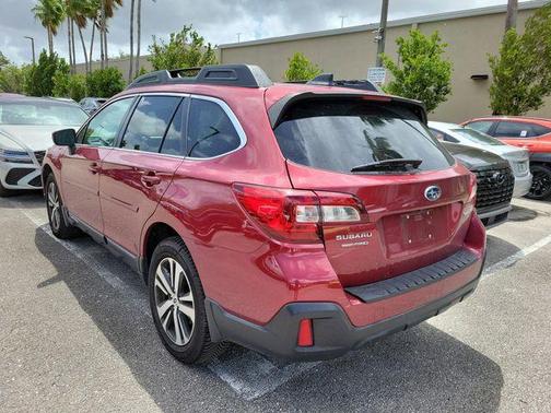 Crimson Red Pearl 2018 Subaru Outback 2.5i Limited