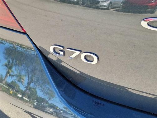 2023 Genesis G70 2.0T