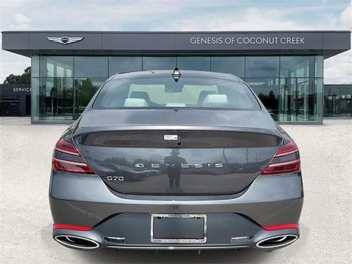 2025 Genesis G70 2.5T