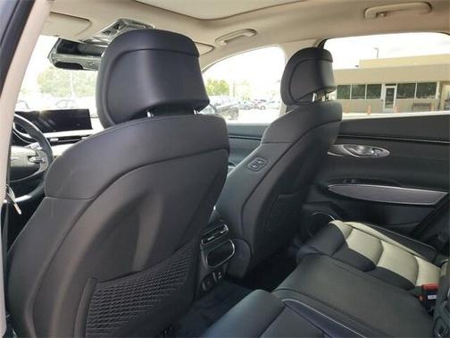 2025 Genesis GV70 2.5T