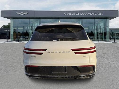 2026 Genesis GV70 2.5T