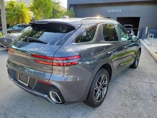 Gray 2022 Genesis GV70 2.5T