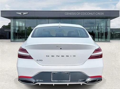 2025 Genesis G70 2.5T