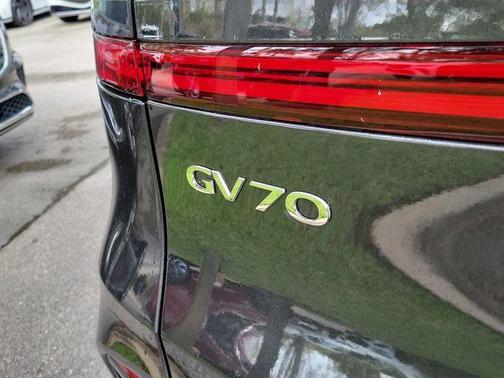 Makalu Gray 2026 Genesis GV70 2.5T