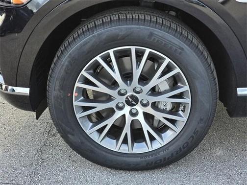 2025 Genesis GV80 2.5T