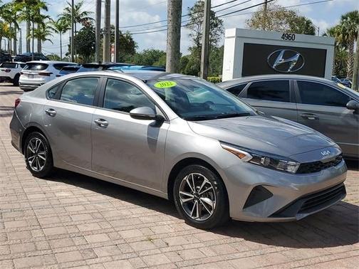 2022 Kia Forte LXS