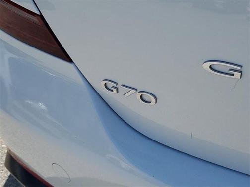 2025 Genesis G70 2.5T