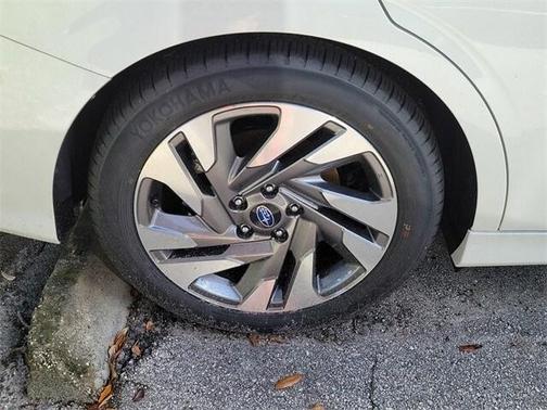 2025 Subaru Legacy Touring XT