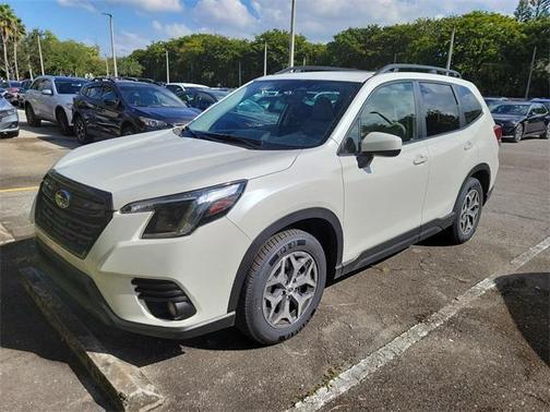 2023 Subaru Forester Premium