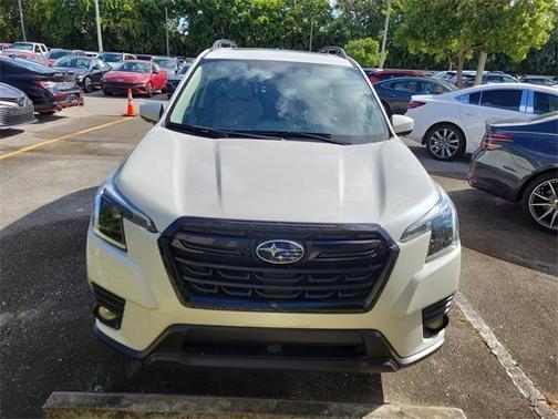 2023 Subaru Forester Premium