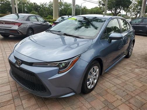 2022 Toyota Corolla LE