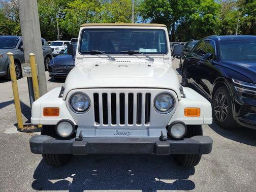 White 1998 Jeep Wrangler Sahara