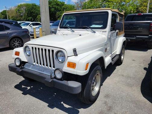 White 1998 Jeep Wrangler Sahara
