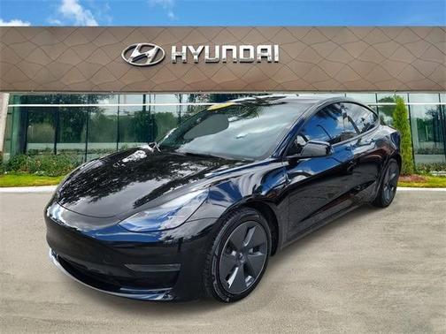 2021 Tesla Model 3 Standard Range Plus