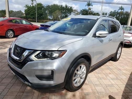 2020 Nissan Rogue SV