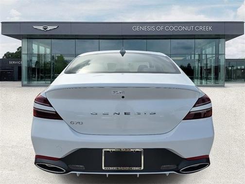 2025 Genesis G70 2.5T