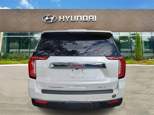 2021 GMC Yukon SLT