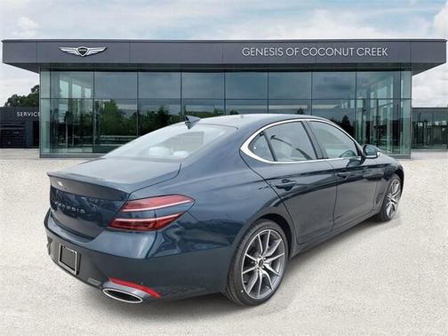 2025 Genesis G70 2.5T
