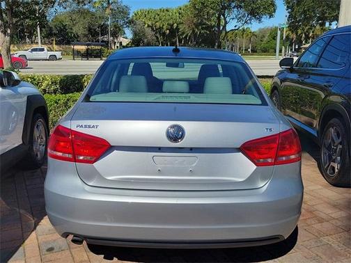 2015 Volkswagen Passat 1.8T S