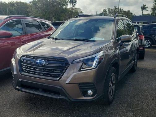 2023 Subaru Forester Premium