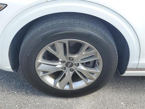 2022 Genesis GV70 2.5T