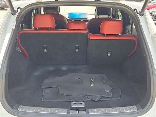 2023 Genesis GV70 2.5T