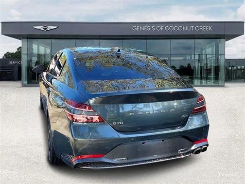 2023 Genesis G70 2.0T