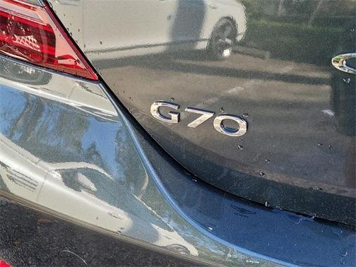 2023 Genesis G70 2.0T
