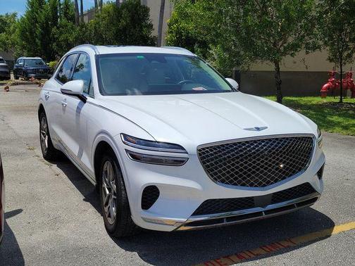 White 2024 Genesis GV70 2.5T