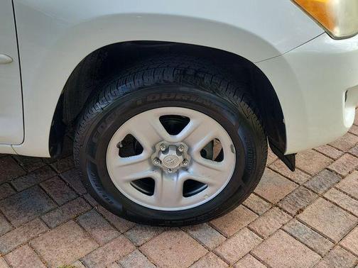 White 2012 Toyota RAV4 Base