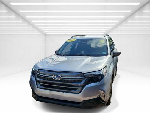 Ice Silver Metallic 2025 Subaru Forester Premium