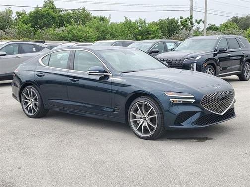2025 Genesis G70 2.5T
