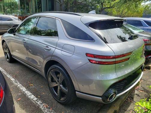 Silver 2023 Genesis GV70 2.5T