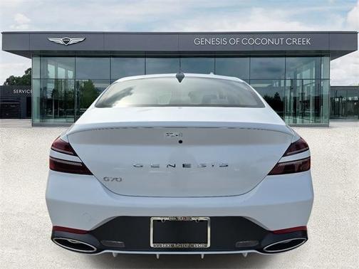 2025 Genesis G70 2.5T