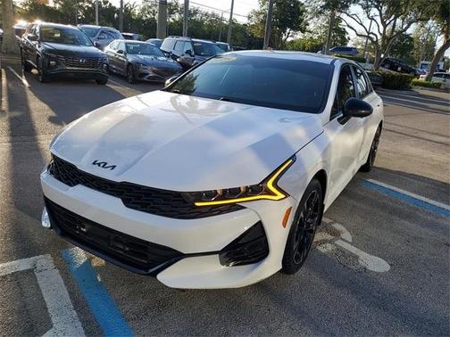 2023 Kia K5 GT-Line