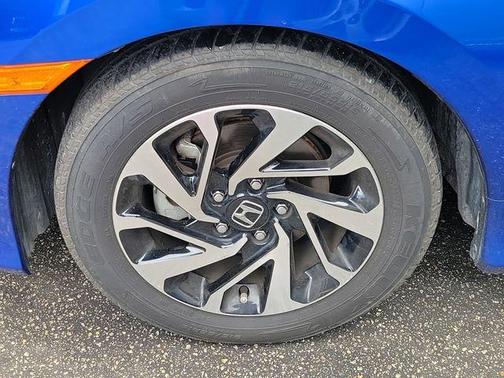 2016 Honda Civic LX-P