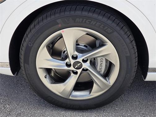 2026 Genesis GV70 2.5T