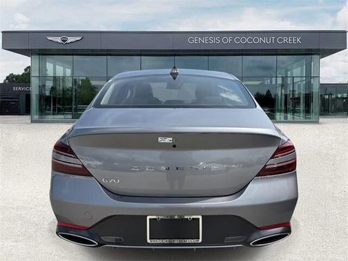 2025 Genesis G70 2.5T