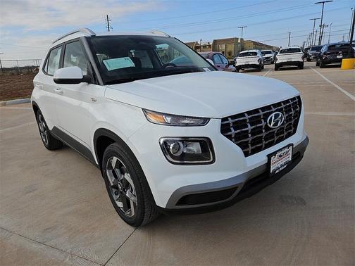 2026 Hyundai VENUE SEL