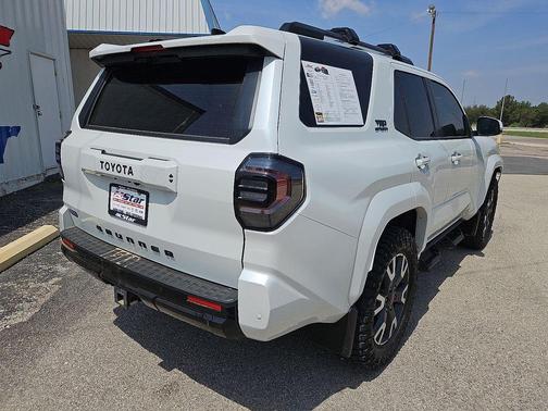 Pearl 2025 Toyota 4Runner TRD Sport