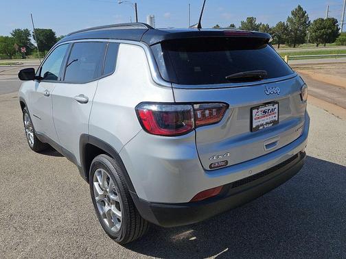 Silver Zynith 2025 Jeep Compass Limited
