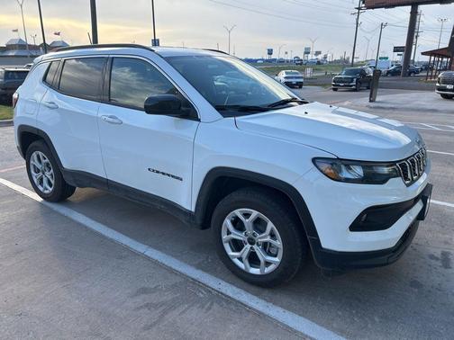 2025 Jeep Compass Latitude