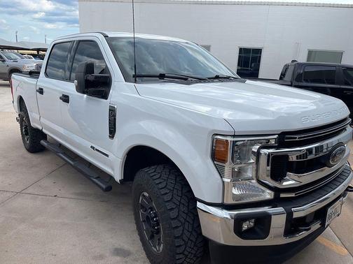Oxford White 2022 Ford F-250 XLT