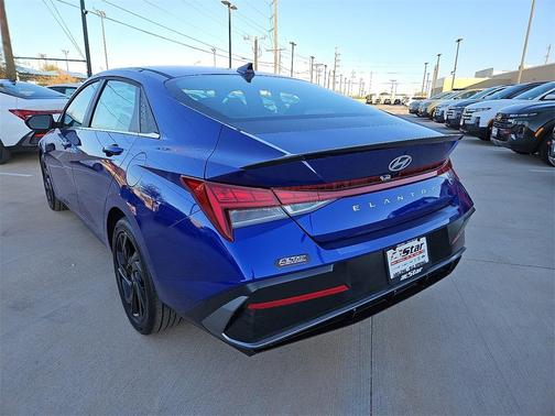 2026 Hyundai ELANTRA SEL