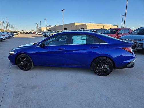 2026 Hyundai ELANTRA SEL