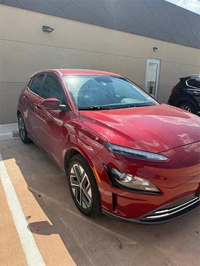 2023 Hyundai KONA EV SEL
