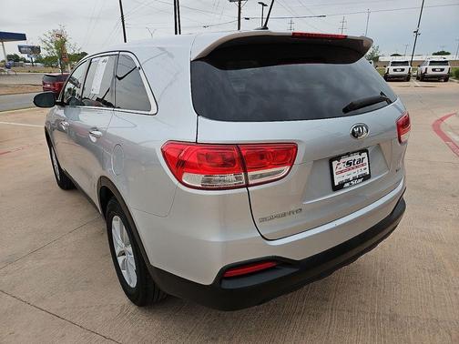 Sparkling Silver 2018 Kia Sorento L