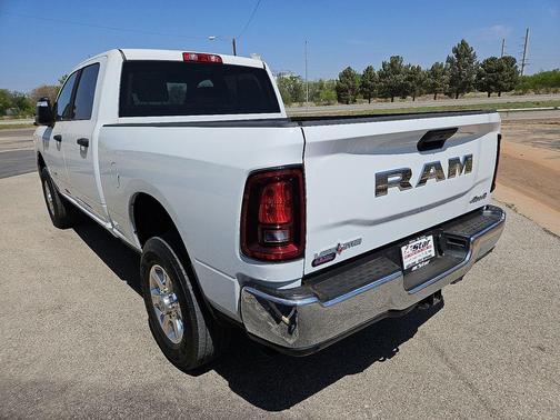 Bright White Clearcoat 2025 RAM 2500 Big Horn