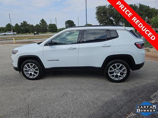 2023 Jeep Compass Latitude Lux